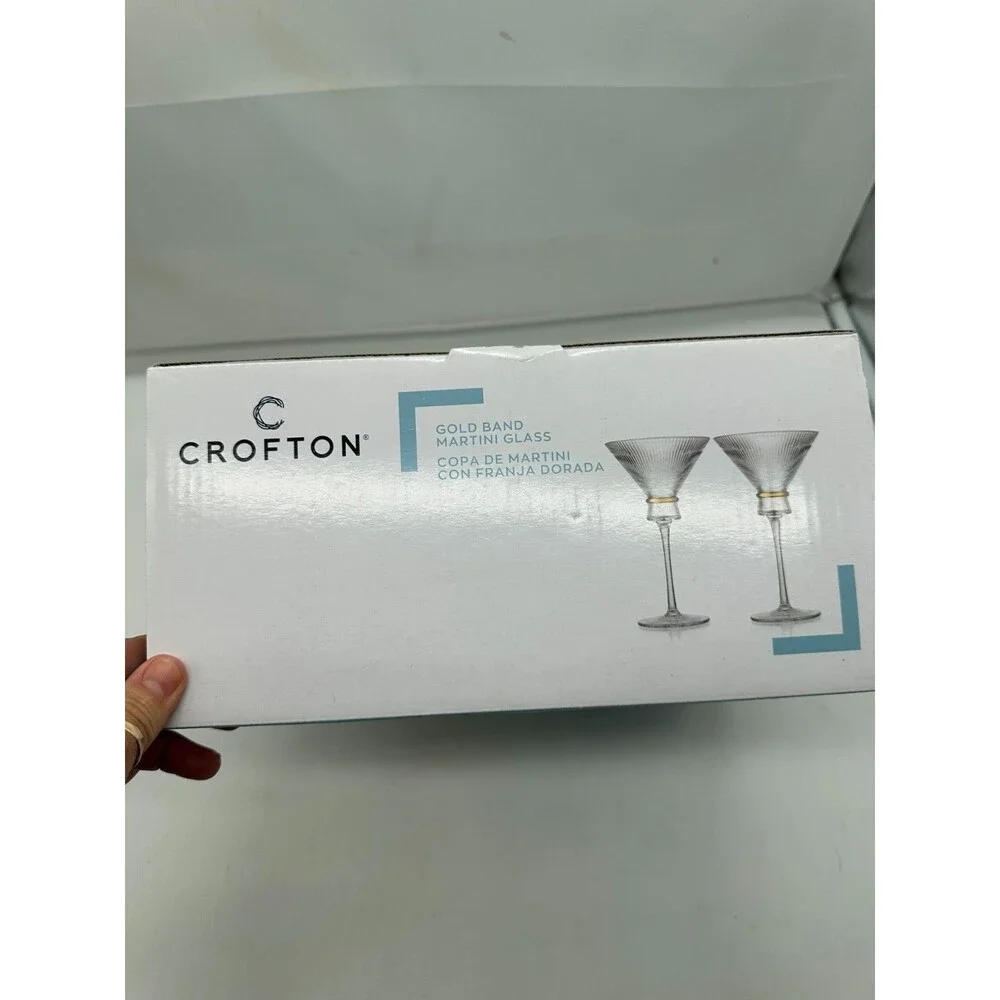 New Set Of 2 CROFTON Ribbed Gold Band MARTINI GLASSES NIB